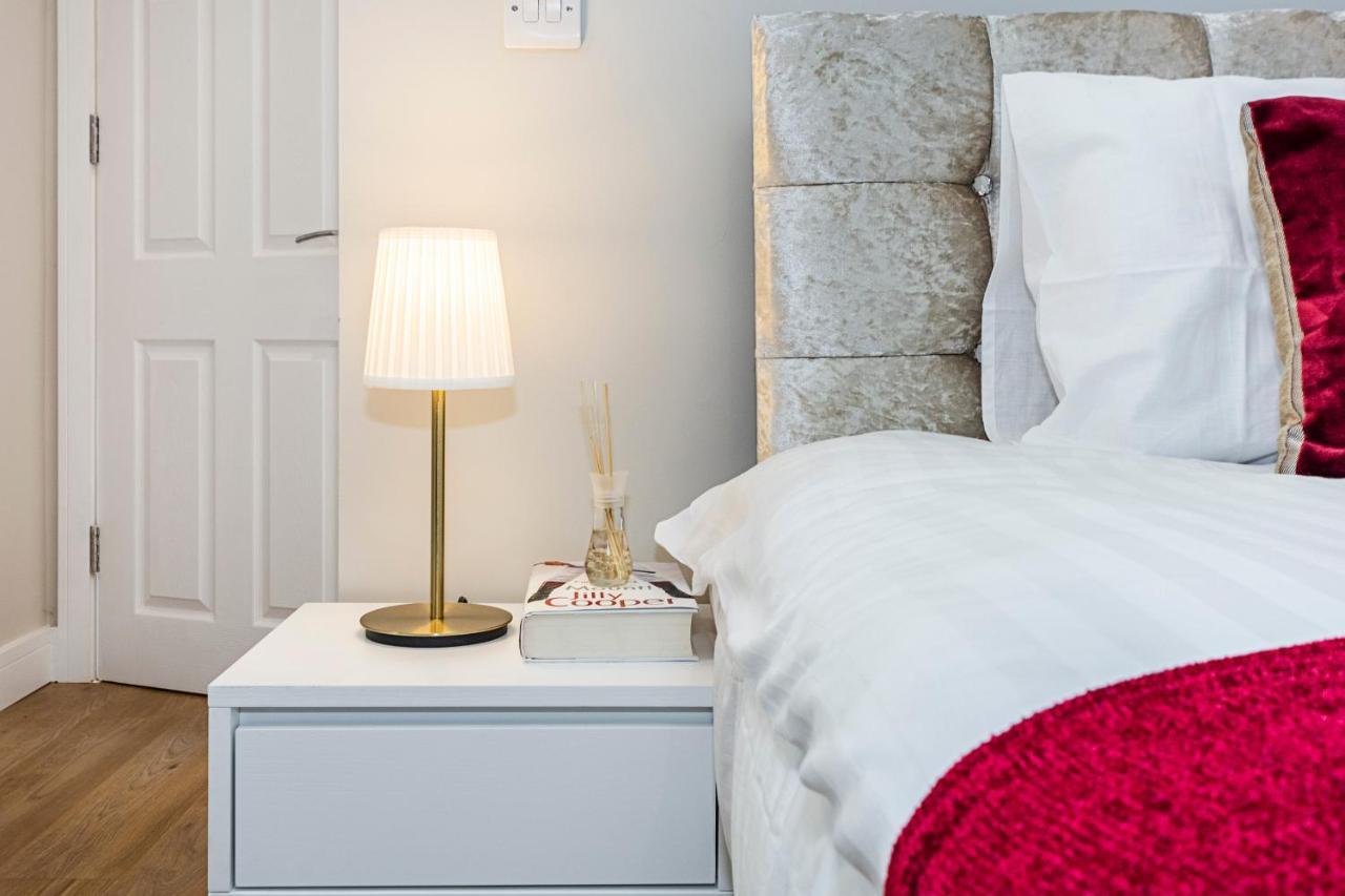 South Woodford 2 Bed En-Suite House Лондон Экстерьер фото