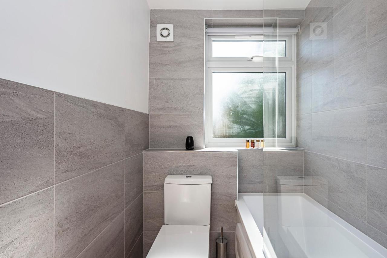 South Woodford 2 Bed En-Suite House Лондон Экстерьер фото