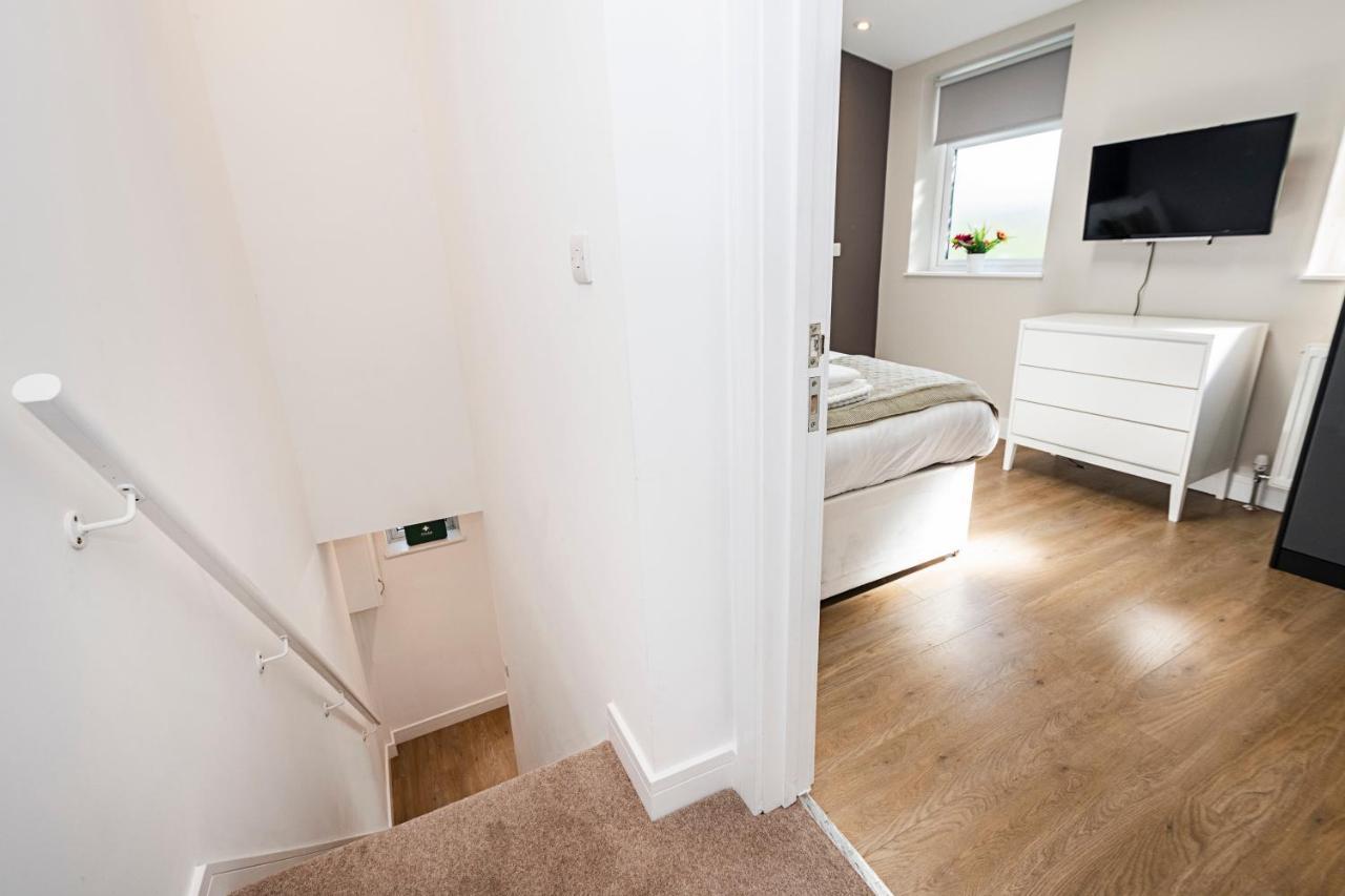 South Woodford 2 Bed En-Suite House Лондон Экстерьер фото