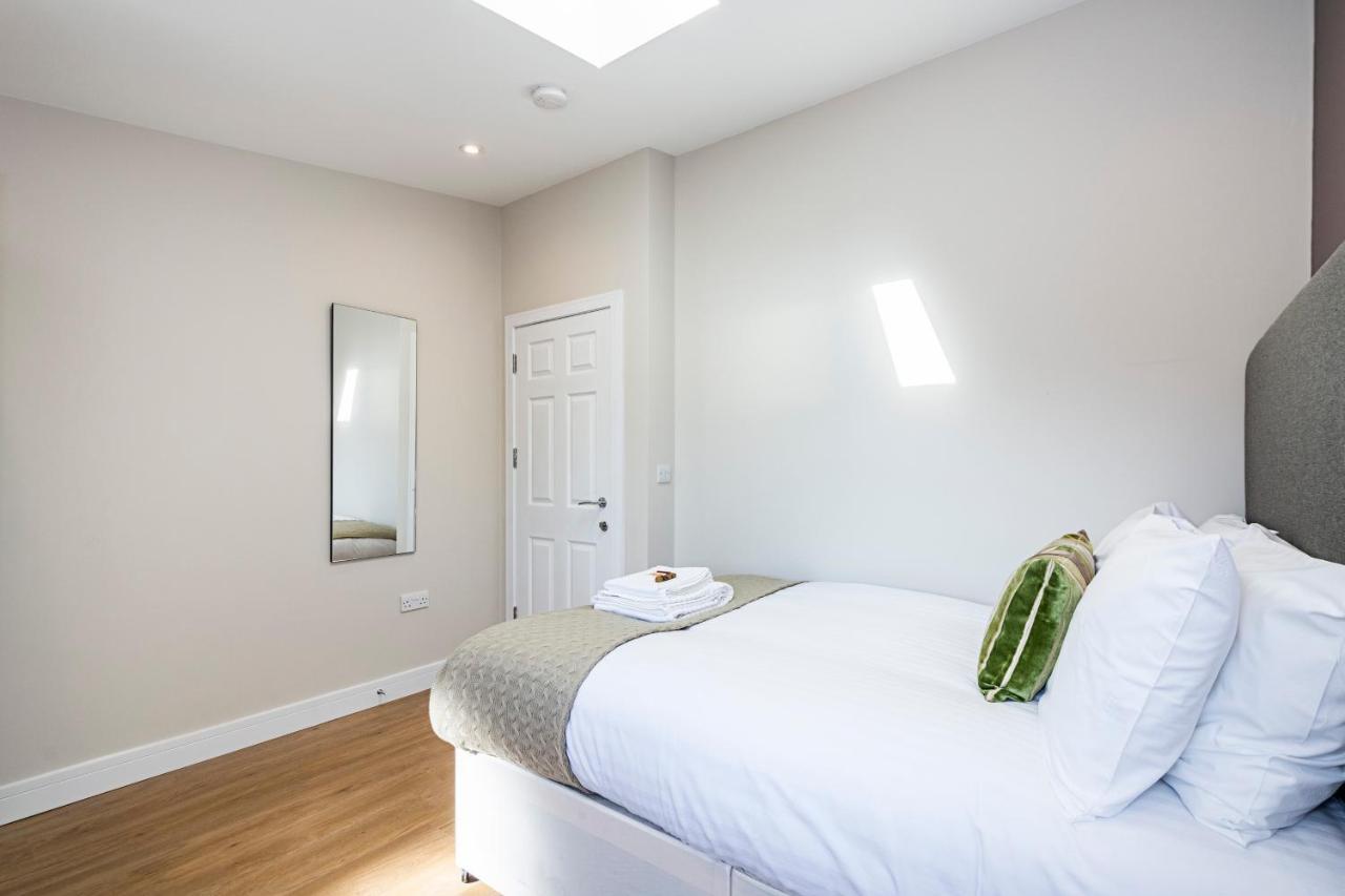 South Woodford 2 Bed En-Suite House Лондон Экстерьер фото
